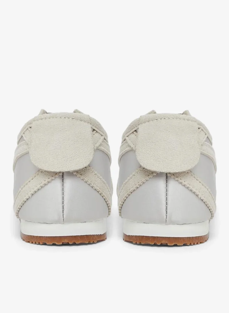 Styli Women Retro Lace Up Sneakers